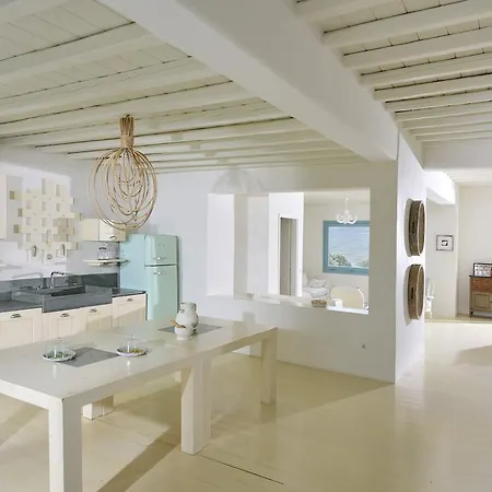 Irida Ornos (Mykonos)